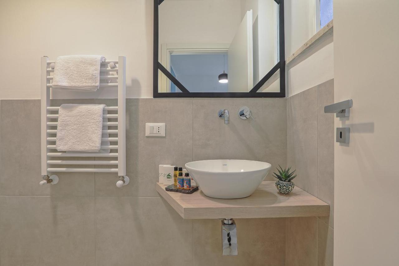 Liberta Central Suites Palermo Exterior foto